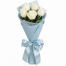 Букет 5 Белых роз Проуд в Новая Жизни