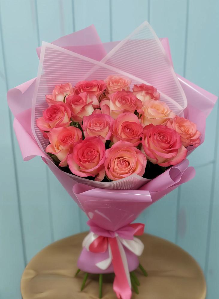 Букет 15 Розовых роз Равель в Новая Жизни