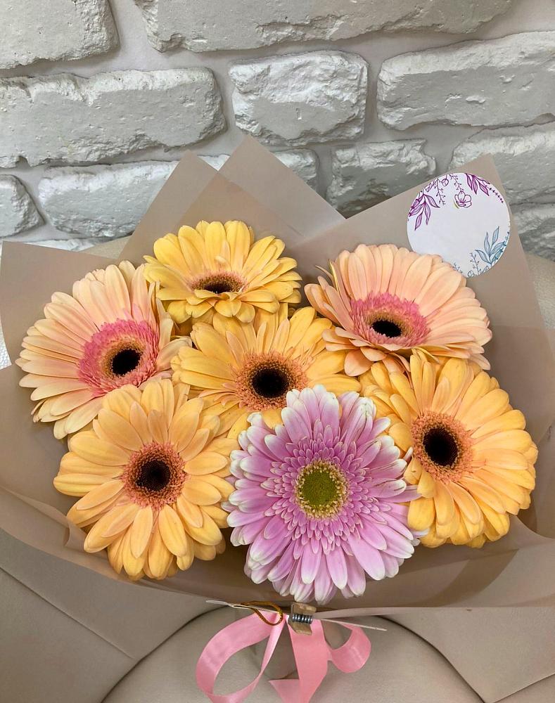 Букет цветов из: Герберы в Новая Жизни