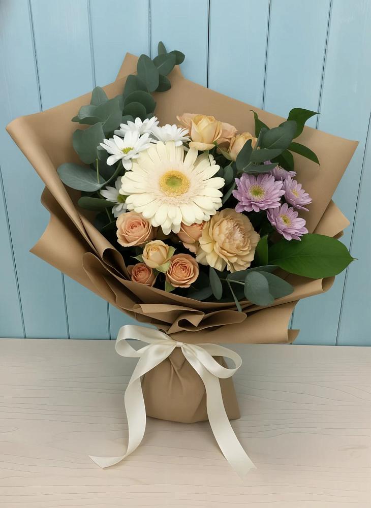 Букет цветов из: Герберы и Хризантемы в Новая Жизни
