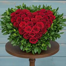 Цветочная композиция из Розы в виде сердца в Новая Жизни