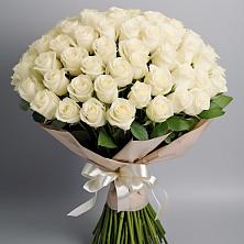 Букет 101 беля роза Белоснежка в Новая Жизни