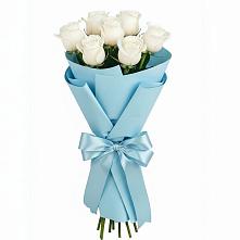 Букет 7 белых роз Проуд в Новая Жизни