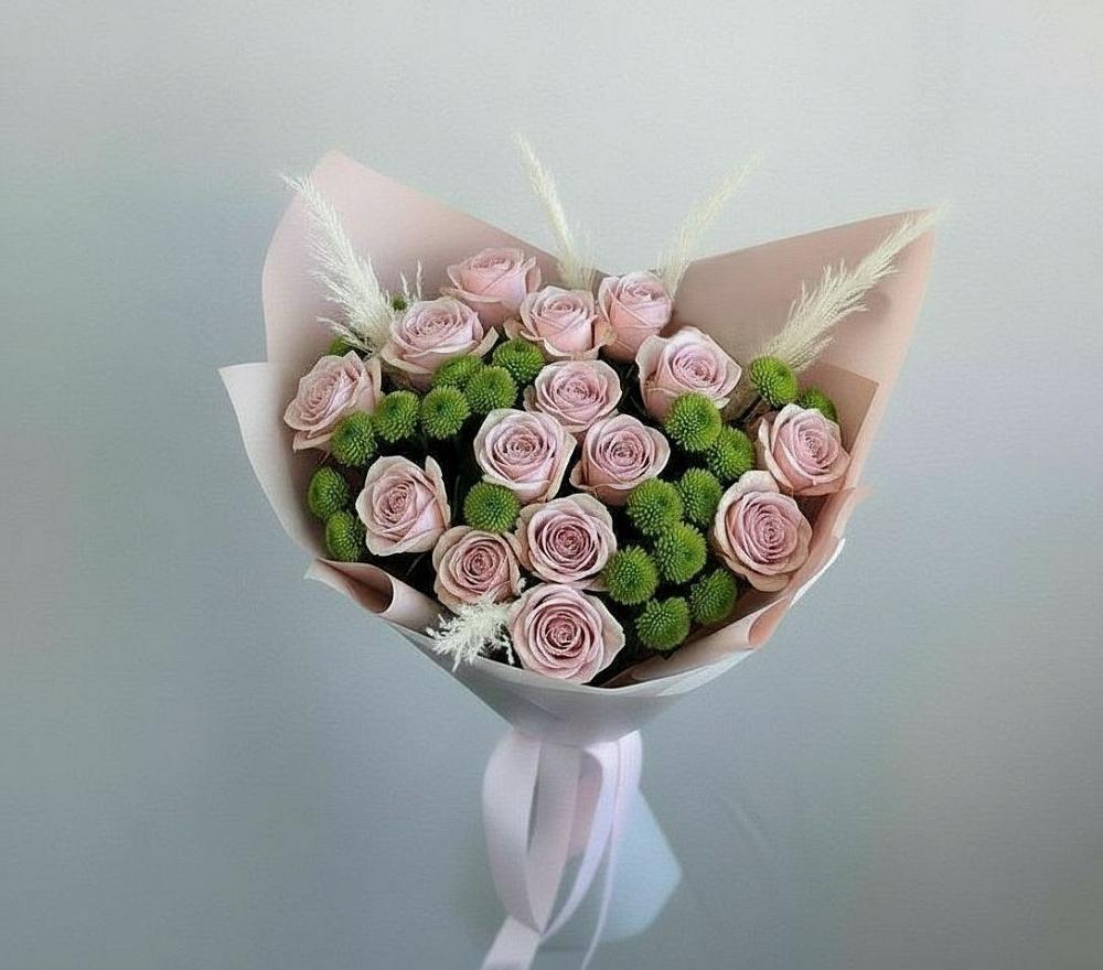 Букет цветов из: Розы и Хризантемы в Новая Жизни