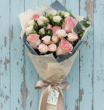 Букет цветов из:  Розы в Новая Жизни