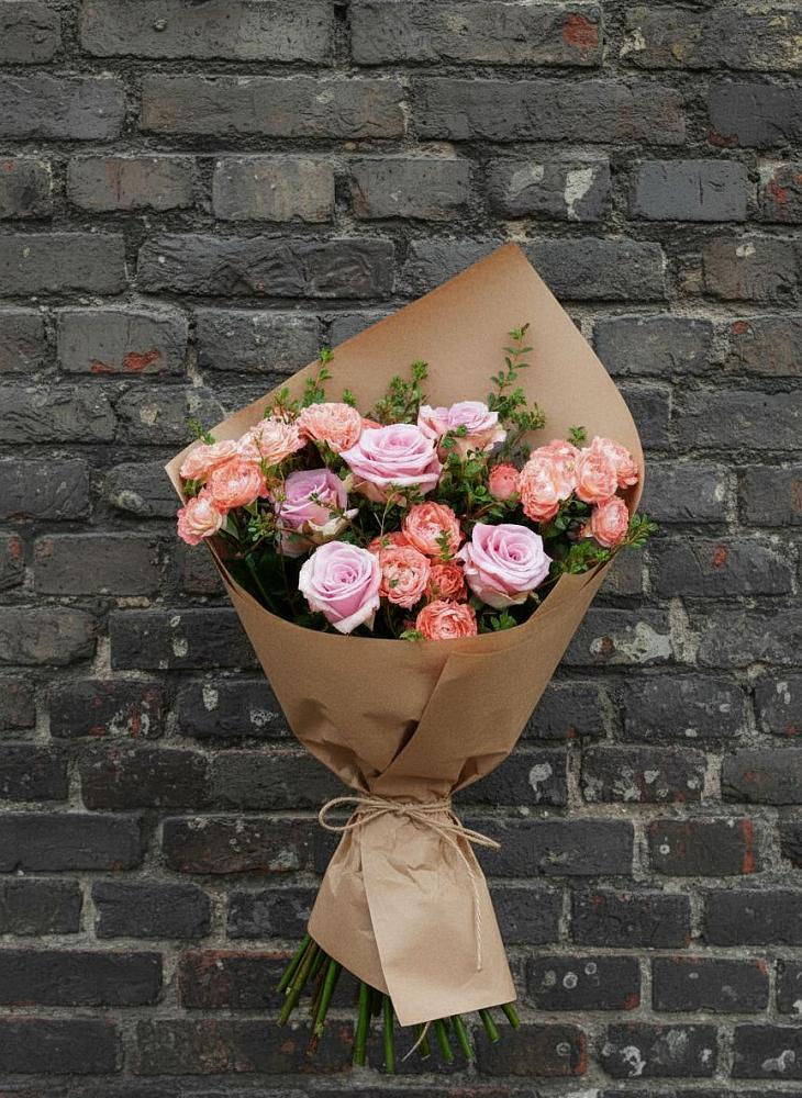 Букет цветов из: Розы в Новая Жизни