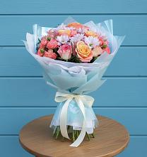 Букет цветов из:  Хризантемы и Розы в Новая Жизни