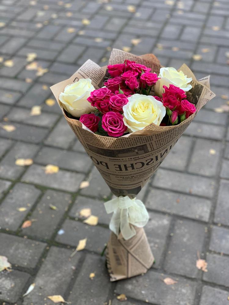 Букет цветов из: Розы в Новая Жизни