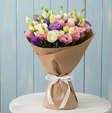 Букет цветов из:  Лизиантусы в Новая Жизни